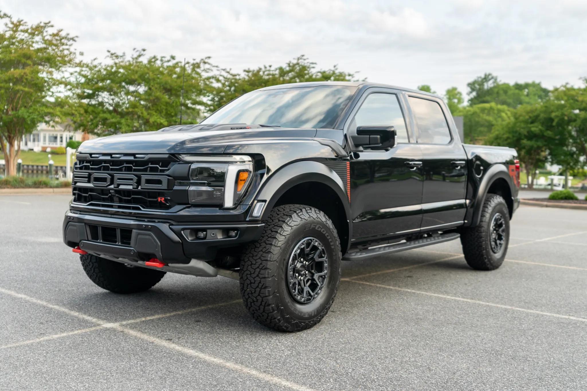 2025 Ford F-150 Raptor R